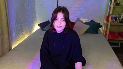 Snapshot of lori_juce chatting on January 24, 9:06 am Lara online show from January 24, 9:06 am