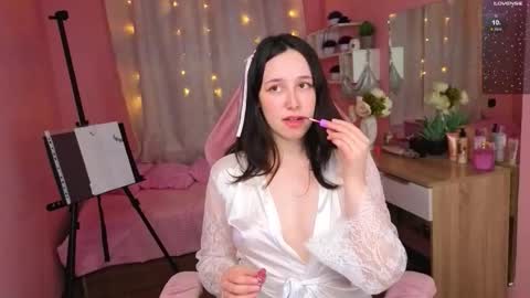 Snapshot of lori_juce chatting on March 24, 11:59 am Lara online show from March 24, 11:59 am