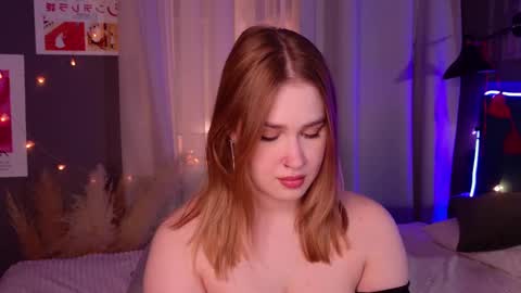 Snapshot of lori_mason chatting on February 16, 7:27 pm Lori online show from February 16, 7:27 pm
