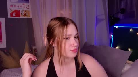 Snapshot of lori_mason chatting on March 6, 10:47 pm Lori online show from March 6, 10:47 pm