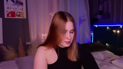 Snapshot of lori_mason chatting on March 9, 7:05 pm Lori online show from March 9, 7:05 pm