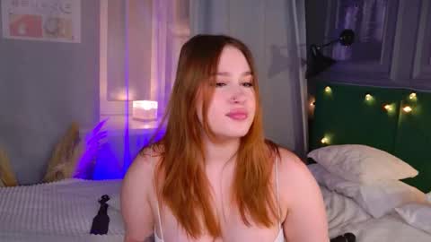 Lori online show from October 11, 7:01 pm