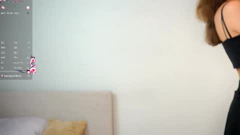 Naomi online show from October 27, 10:58 pm