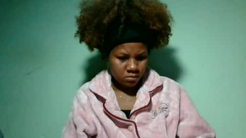 lorienne98 online show from June 15, 2:36 am