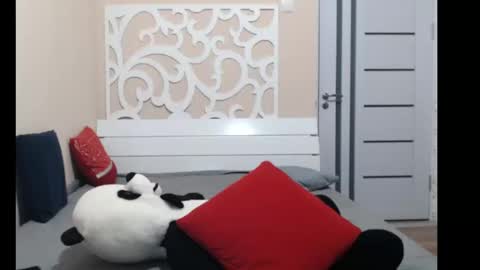 LorraGrey online show from January 12, 5:13 am