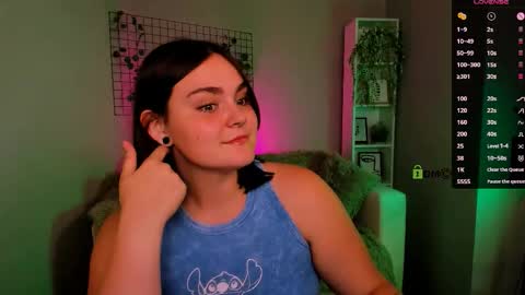 Lora for u online show from September 8, 7:46 pm