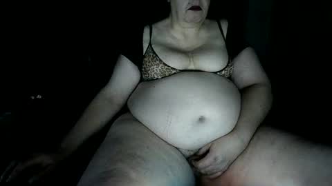 Snapshot of lory_99 chatting on January 17, 3:00 am Lory online show from January 17, 3:00 am