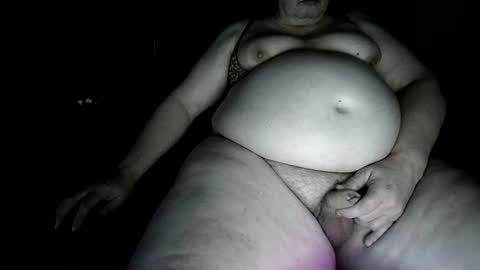 Snapshot of lory_99 chatting on February 5, 8:35 pm Lory online show from February 5, 8:35 pm