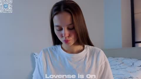 Snapshot of lost_mymind chatting on November 14, 2:54 am Jess online show from November 14, 2:54 am