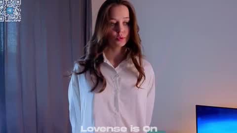 Snapshot of lost_mymind chatting on November 17, 1:33 am Jess online show from November 17, 1:33 am