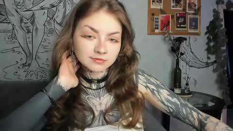 lostallice online show from May 14, 4:41 am