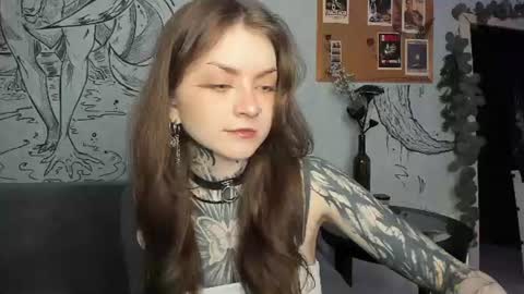 lostallice online show from June 9, 4:02 am