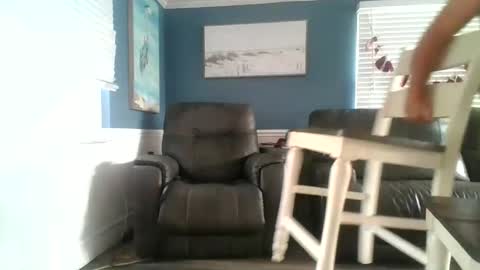 Snapshot of lostclover695 chatting on December 20, 1:22 pm lostclover695 online show from December 20, 1:22 pm