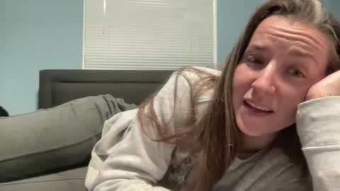 Snapshot of lothlori chatting on November 21, 1:48 am lothlori online show from November 21, 1:48 am