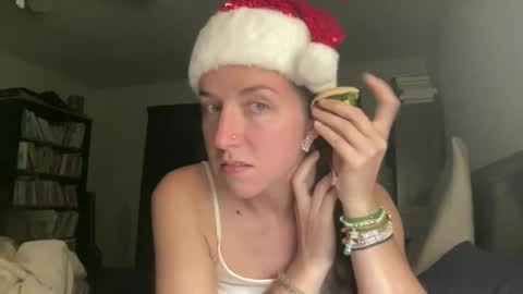 Snapshot of lothlori chatting on December 5, 2:31 am lothlori online show from December 5, 2:31 am