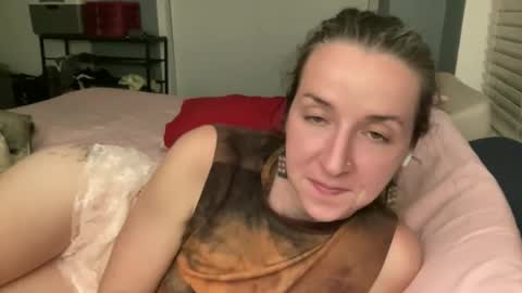 Snapshot of lothlori chatting on March 2, 1:52 am lothlori online show from March 2, 1:52 am