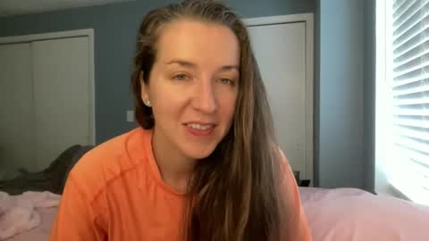 Snapshot of lothlori chatting on March 11, 12:44 pm lothlori online show from March 11, 12:44 pm