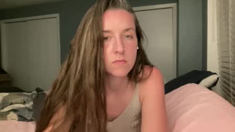 Snapshot of lothlori chatting on March 30, 1:06 am lothlori online show from March 30, 1:06 am