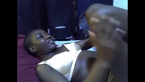 Snapshot of lotty_lavilla chatting on October 14, 8:15 am lotty_lavilla online show from October 14, 8:15 am