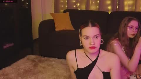 Snapshot of louannbisignano chatting on September 24, 6:55 pm Riley online show from September 24, 6:55 pm