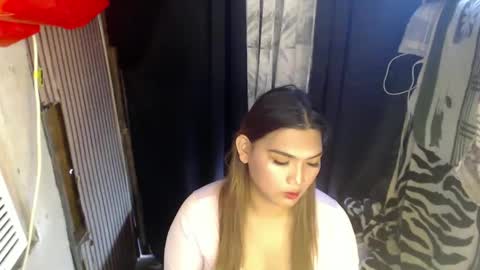 Sweet   online show from December 12, 5:10 am