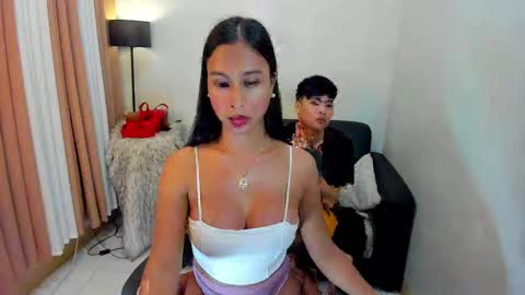 Kylie online show from January 25, 12:37 pm