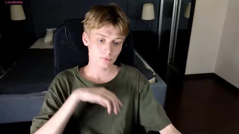 louie_evans online show from September 14, 8:30 pm