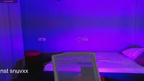 louie_evans online show from September 19, 9:59 pm