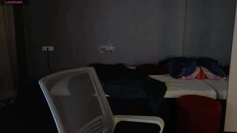 louie_evans online show from October 2, 3:30 pm