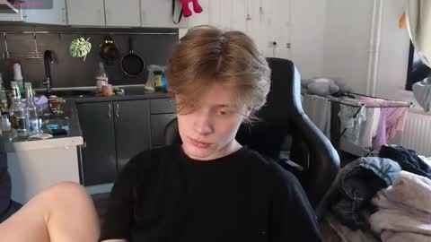 louie_evans online show from March 14, 10:10 am