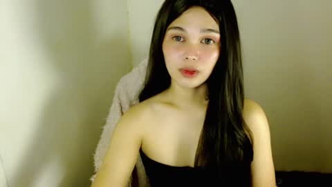 louilalicious online show from November 26, 12:22 am