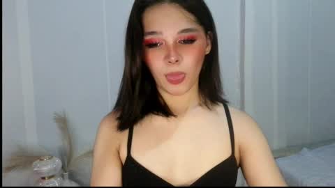 louilalicious online show from May 16, 12:04 pm