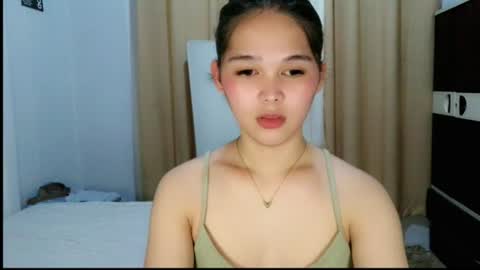 louilalicious online show from June 19, 2:16 am
