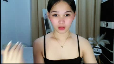 louilalicious online show from June 22, 12:35 am