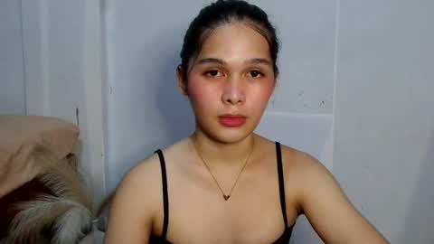 louilalicious online show from July 2, 12:22 pm