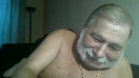 louis_chokdee online show from January 16, 3:46 pm