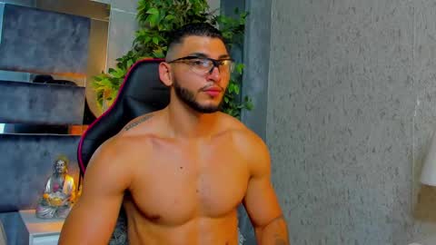 Louis online show from September 21, 10:55 pm