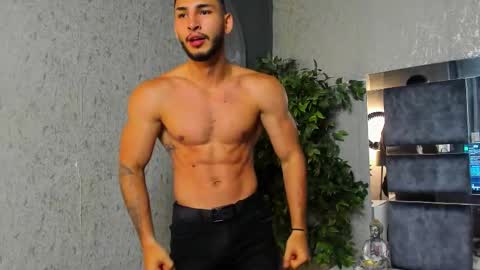 Louis online show from October 2, 7:43 pm