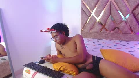 Louis Valdz online show from December 2, 12:09 am