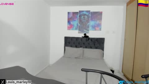 louis_marley_ online show from January 11, 4:38 am