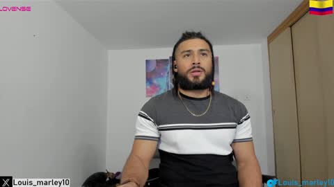 louis_marley_ online show from January 30, 11:24 pm