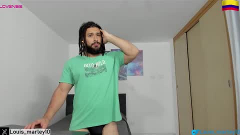 louis_marley_ online show from November 7, 4:45 am