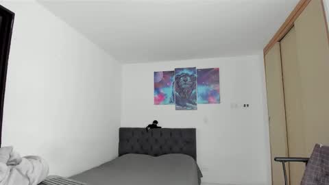 louis_marley_ online show from January 8, 1:46 pm