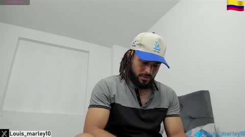 louis_marley_ online show from May 18, 9:09 pm