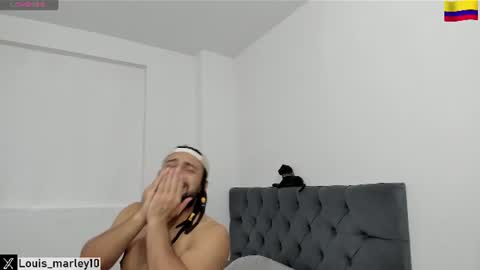 louis_marley_ online show from June 20, 4:15 am