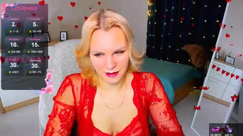 Snapshot of louisa_bay chatting on February 13, 7:56 am Louisa online show from February 13, 7:56 am