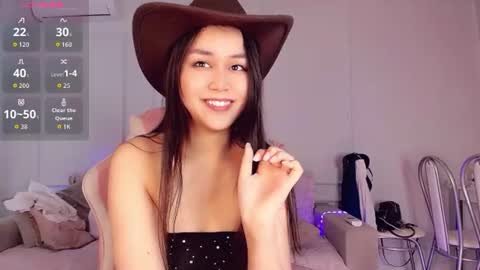 Snapshot of louisakim_ chatting on June 11, 5:27 am Kim online show from June 11, 5:27 am