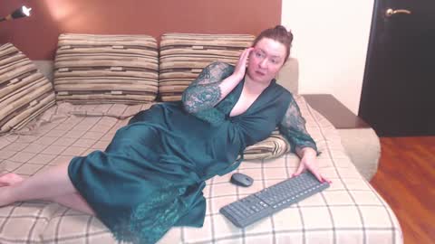Louise Love online show from December 15, 12:17 pm