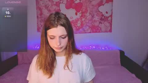 LouiseKane online show from July 4, 1:17 pm