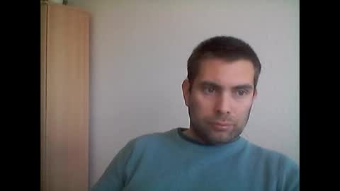 Snapshot of loulo67 chatting on April 24, 1:46 pm loulo67 online show from April 24, 1:46 pm